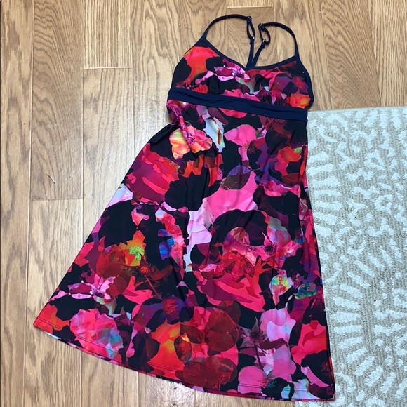 Athleta Dresses & Skirts - Athleta floral shorebreak racerback dress size xxs